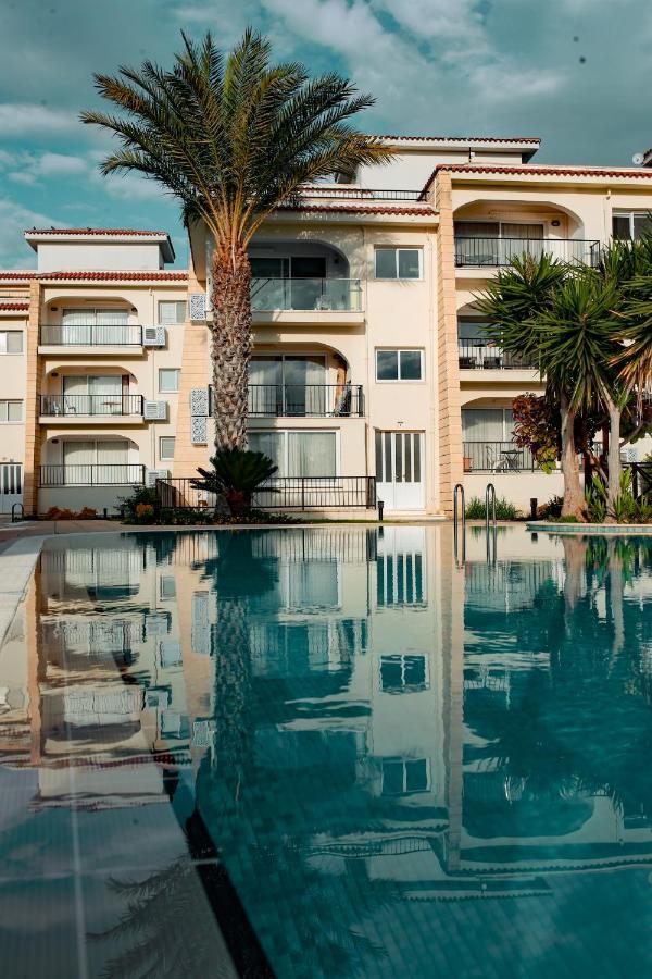 Fantastic 4 Cyprus First Line Beachfront Boghaz 외부 사진